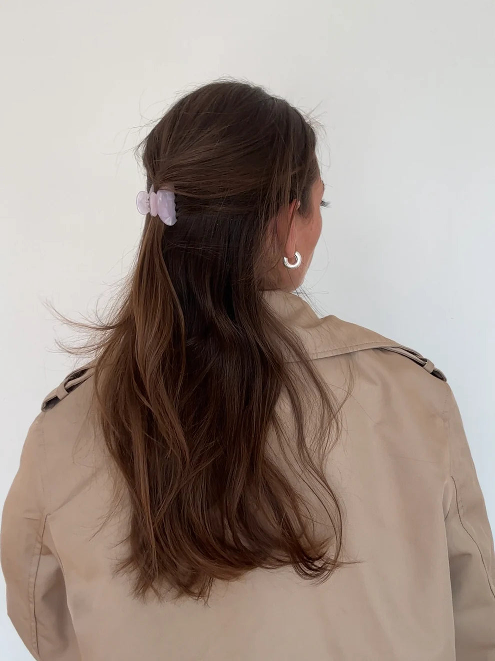 Emi Clip