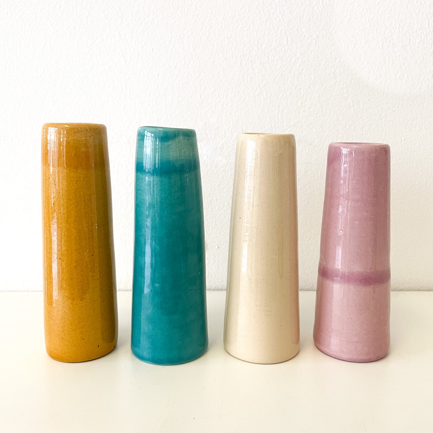 Handgemachte Keramik Vase schmal türkis