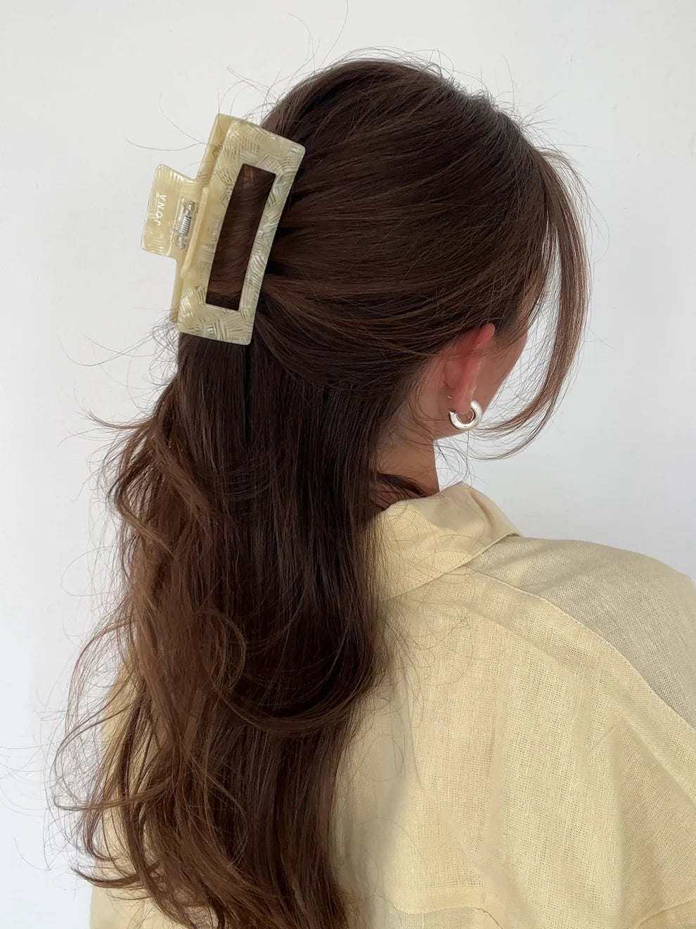 Mila Clip