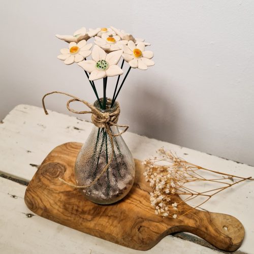 handgemachte Blumensträuße aus Keramik