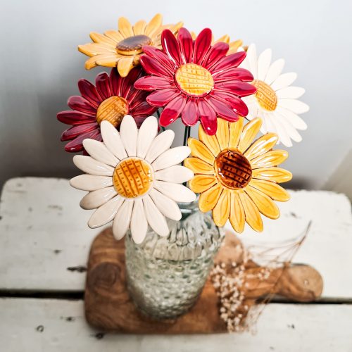 handgemachte Sonnenblumen aus Keramik