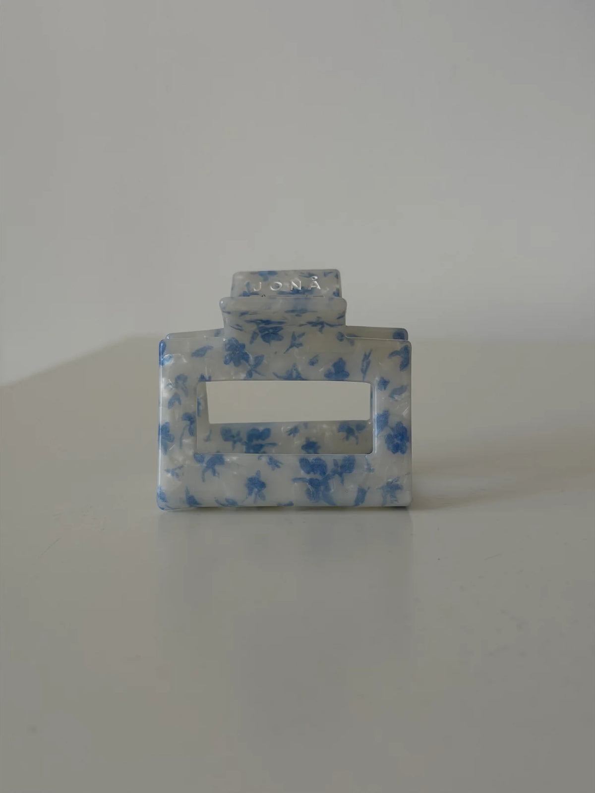Josefin Clip