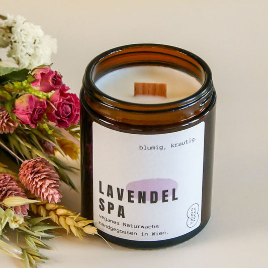 Lavendel Kerze im Tiegel + Geschenkbox