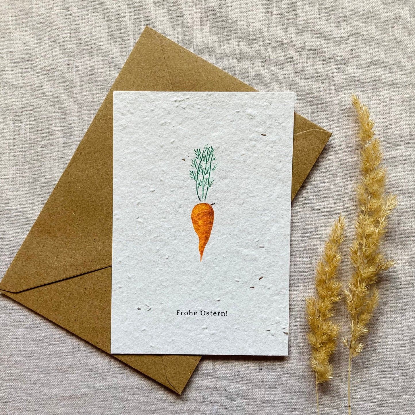 Einpflanzbare Karte aus handgemachtem Saatpapier | Frohe Ostern Karotte