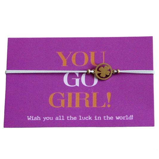 „You Go Girl“-Kleeblatt- Armband auf Karte