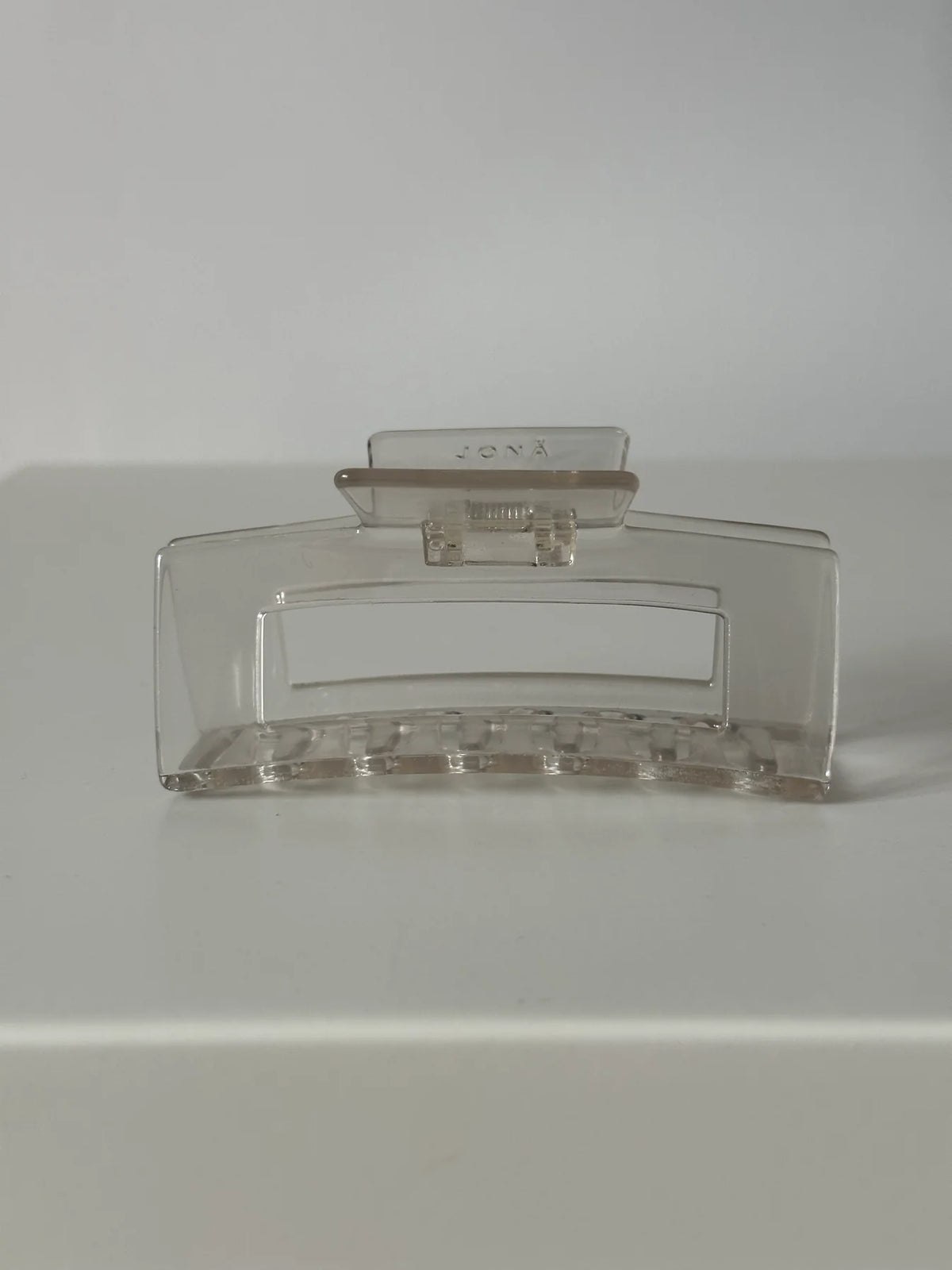 Mila Clip